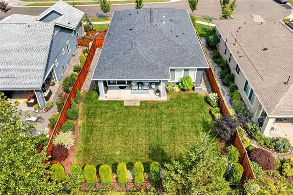 Property Slideshow image 2 of 40 | 14618 185th ave, Bonney Lake, WA, 98391