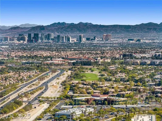 Property Slideshow image 2 of 38 | 2009 emery st, Las Vegas, NV, 89134