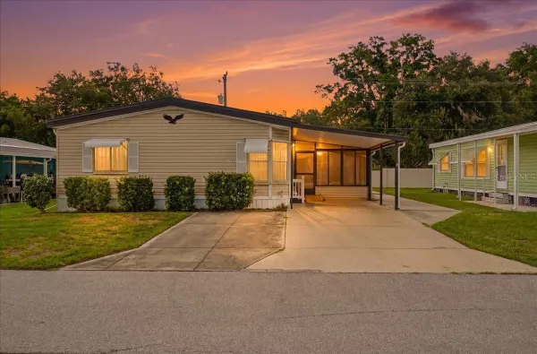 Property Slideshow image 2 of 55 | 1794 fox hill dr, Lakeland, FL, 33810