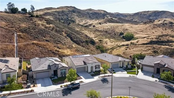 Property Slideshow image 3 of 31 | 23944 saunter way, Corona, CA, 92883