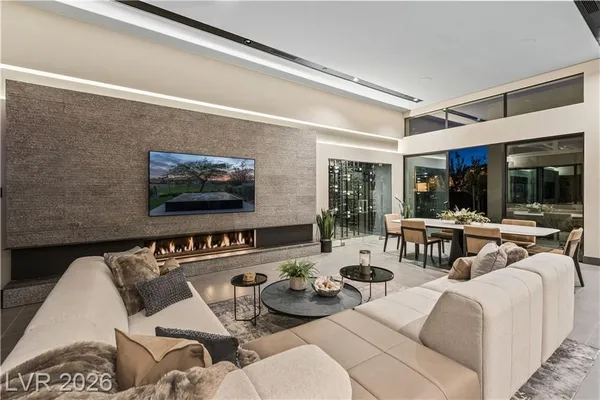 Property Slideshow image 2 of 22 | 129 still shores st, Henderson, NV, 89011