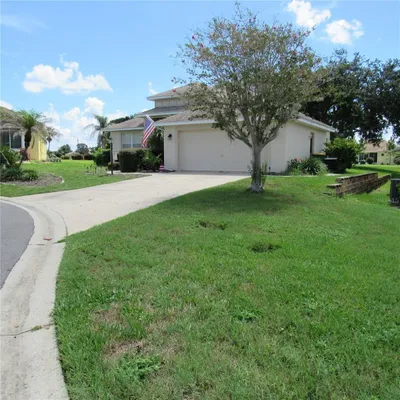 Property Slideshow image 2 of 45 | 3204 antigua bay ln, Tavares, FL, 32778