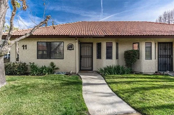 Property Slideshow image 3 of 29 | 19256 cottonwood dr, Apple Valley, CA, 92308