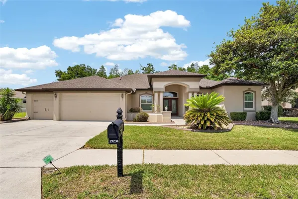 Property Slideshow image 3 of 65 | 21234 tangor rd, Land O Lakes, FL, 34637
