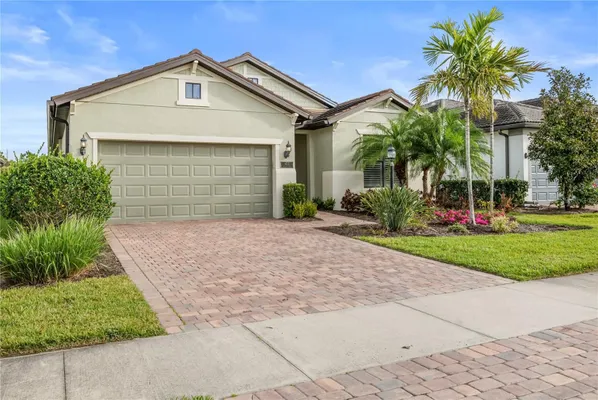 Property Slideshow image 2 of 40 | 6717 chester trl, Bradenton, FL, 34202