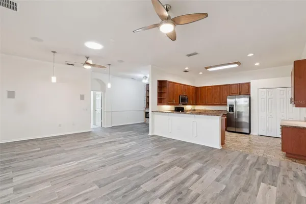 Property Slideshow image 2 of 38 | 813 summit greens blvd, Clermont, FL, 34711