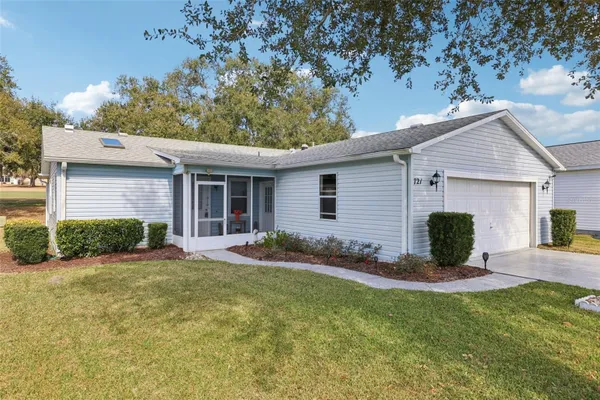 Property Slideshow image 3 of 52 | 721 heathrow ave, The Villages, FL, 32159