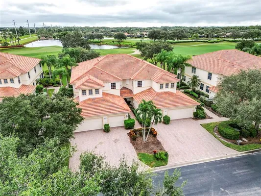 Property Slideshow image 3 of 50 | 3010 meandering way apt 102, Fort Myers, FL, 33905