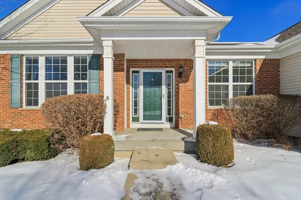 Property Slideshow image 3 of 46 | 3806 ogden ln, Mundelein, IL, 60060