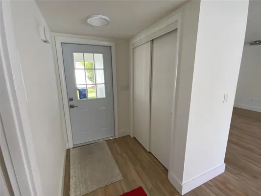 Property Slideshow image 3 of 20 | 2617 riverbluff pkwy # v151, Sarasota, FL, 34231