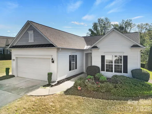 Property Slideshow image 2 of 37 | 51037 arrieta ct, Fort Mill, SC, 29707