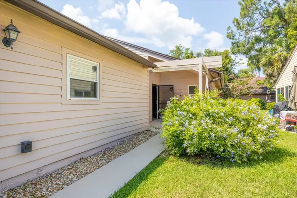 Property Slideshow image 3 of 38 | 120 gull cir, Daytona Beach, FL, 32119