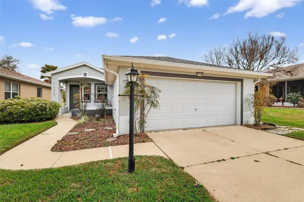 Property Slideshow image 2 of 40 | 27106 greenfly orchid ln, Leesburg, FL, 34748