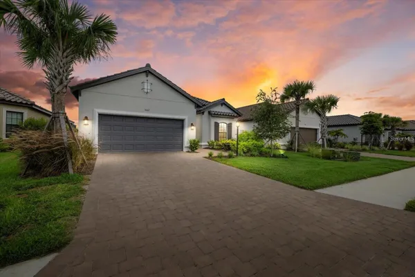 Property Slideshow image 2 of 56 | 3107 vittorio ct, Bradenton, FL, 34211