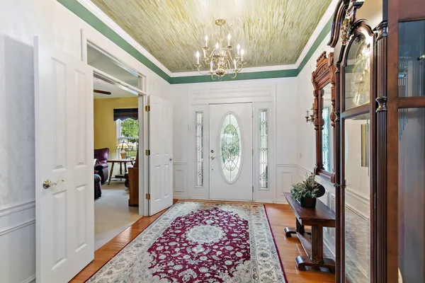 Property Slideshow image 3 of 40 | 13048 farm hill dr, Huntley, IL, 60142