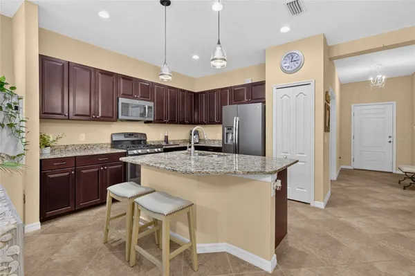 Property Slideshow image 3 of 72 | 11417 okaloosa dr, Venice, FL, 34293