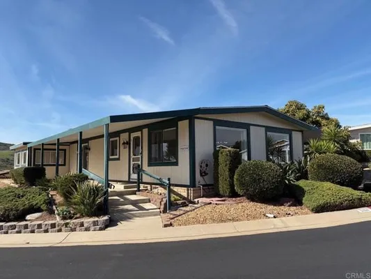 Property Slideshow image 3 of 29 | 5164 indian ct, Oceanside, CA, 92057