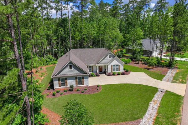 Property Slideshow image 3 of 60 | 128 crescent dr, Mccormick, SC, 29835