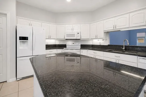 Property Slideshow image 3 of 43 | 26903 honeymoon ave, Leesburg, FL, 34748