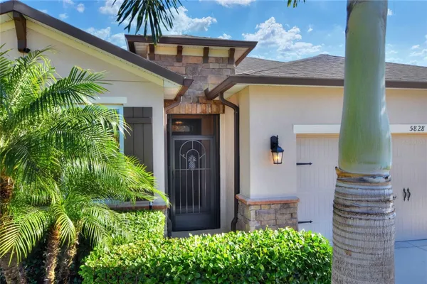 Property Slideshow image 3 of 59 | 5828 marsh landing dr, Winter Haven, FL, 33881