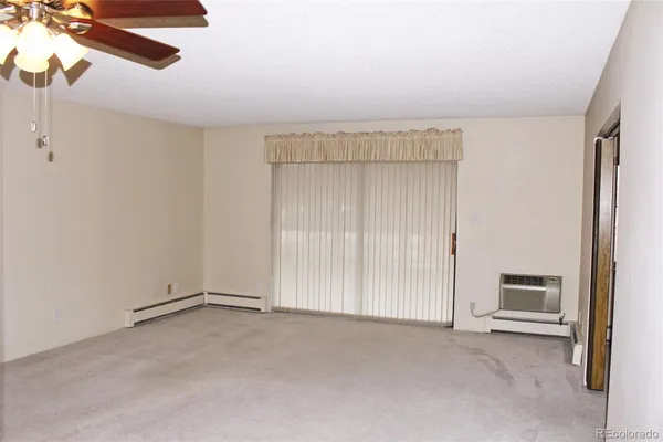 Property Slideshow image 2 of 20 | 13901 e marina dr apt 114, Aurora, CO, 80014