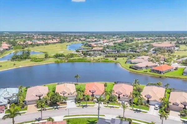 Property Slideshow image 3 of 66 | 4427 blue heron cir, North Port, FL, 34287