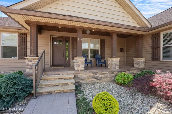 Property Slideshow image 2 of 44 | 12 edgemere ct, Crossville, TN, 38558