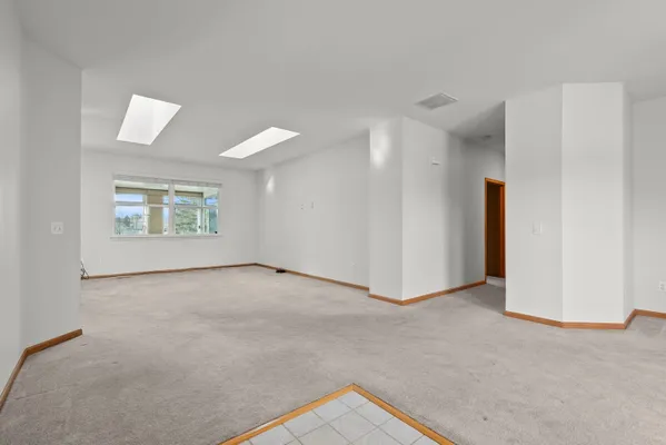 Property Slideshow image 2 of 30 | 1534 w cadillac cir, Romeoville, IL, 60446