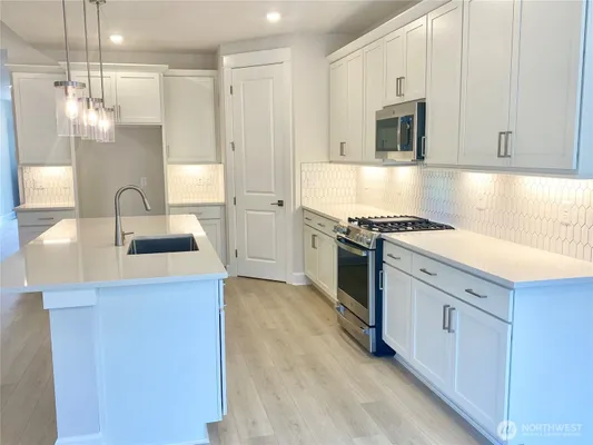 Property Slideshow image 3 of 19 | 2526 acer loop se, Lacey, WA, 98513