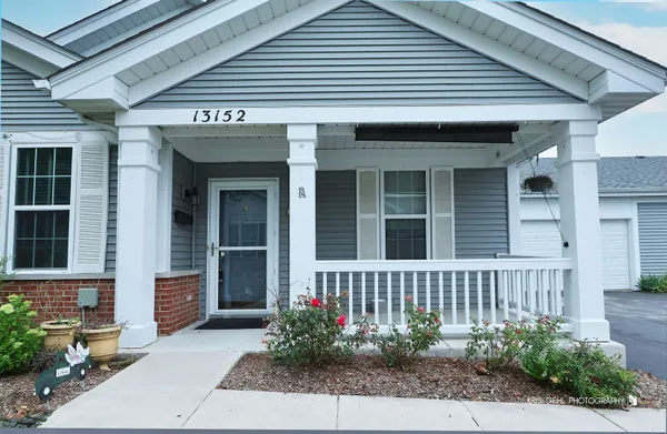 Property Slideshow image 2 of 15 | 13152 w sheffield ln 13152, Beach Park, IL, 60083