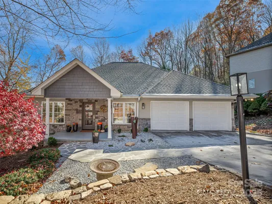 Property Slideshow image 3 of 32 | 2508 carriage falls ct, Hendersonville, NC, 28791