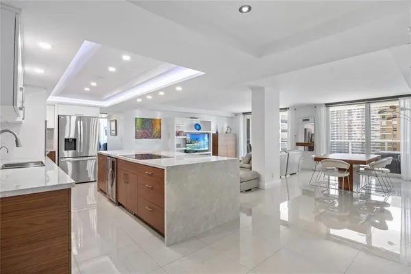 Property Slideshow image 3 of 50 | 1880 s ocean dr ts306, Hallandale Beach, FL, 33009