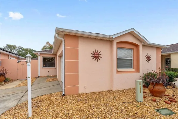 Property Slideshow image 3 of 38 | 807 alvarado pl, The Villages, FL, 32159