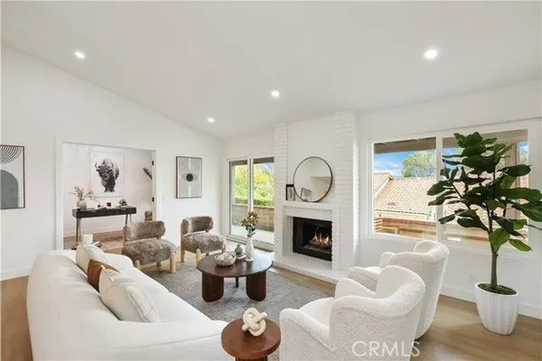 Property Slideshow image 2 of 38 | 28401 alava, Mission Viejo, CA, 92692