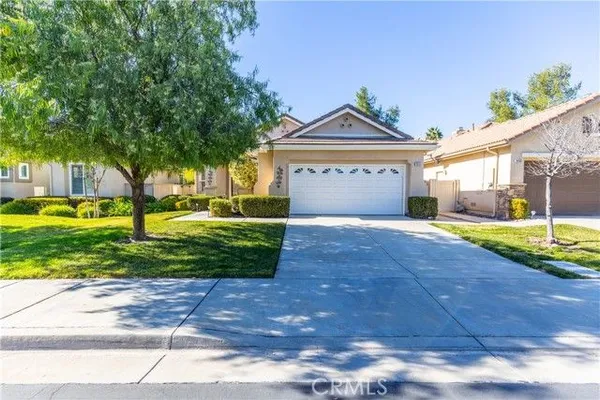 Property Slideshow image 3 of 49 | 29313 hidden lake dr, Menifee, CA, 92584