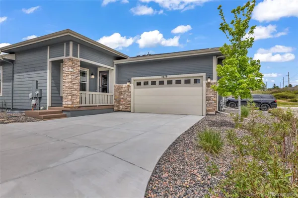 Property Slideshow image 2 of 28 | 4379 hidden gulch rd, Castle Rock, CO, 80104