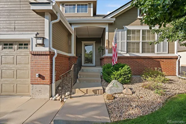 Property Slideshow image 3 of 30 | 7912 s algonquian way, Aurora, CO, 80016