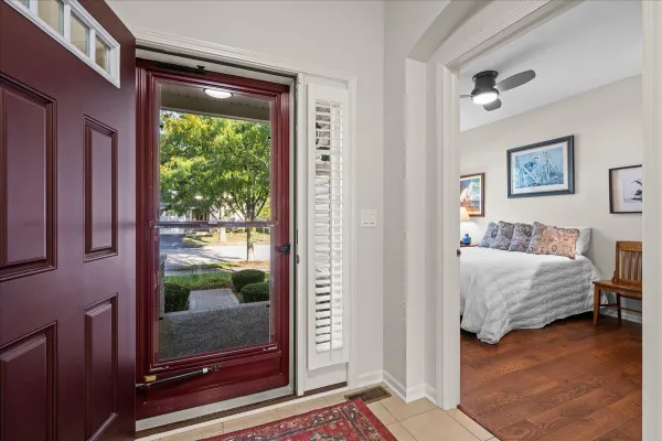 Property Slideshow image 3 of 30 | 1148 drury ln, Aurora, IL, 60502