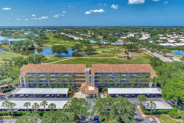 Property Slideshow image 2 of 59 | 841 wexford blvd 841, Venice, FL, 34293