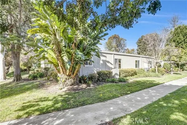 Property Slideshow image 3 of 39 | 651 avenida sevilla d, Laguna Woods, CA, 92637