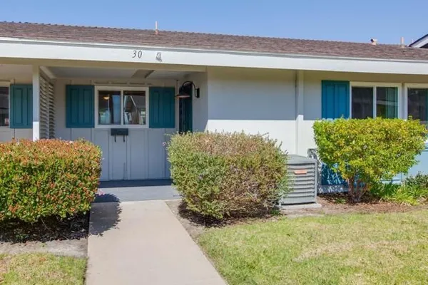 Property Slideshow image 2 of 40 | 3755 vista campana 30, Oceanside, CA, 92057