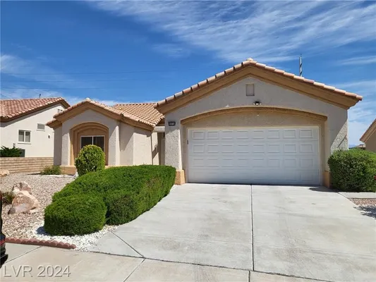 Property Slideshow image 2 of 17 | 9916 villa ridge dr, Las Vegas, NV, 89134