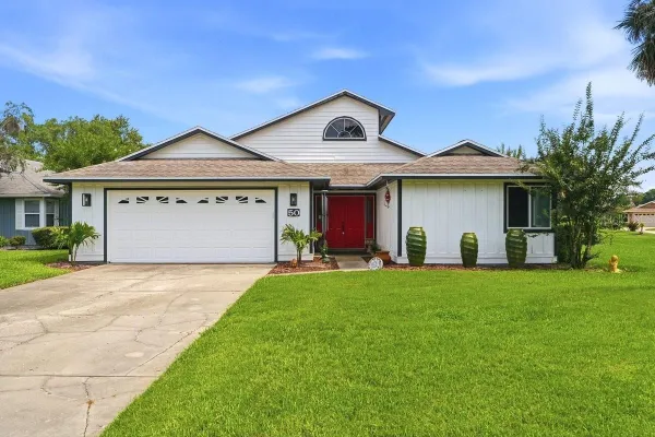 Property Slideshow image 2 of 72 | 50 treetop cir, Ormond Beach, FL, 32174