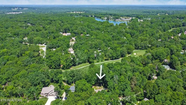 Property Slideshow image 3 of 45 | 116 rolling green dr, Crossville, TN, 38558