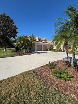Property Slideshow image 3 of 61 | 6615 butlers crest dr, Bradenton, FL, 34203