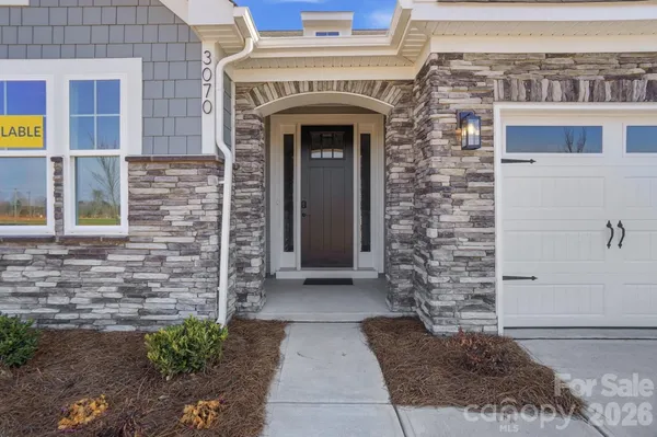 Property Slideshow image 3 of 48 | 3070 constitution ln, Gastonia, NC, 28056