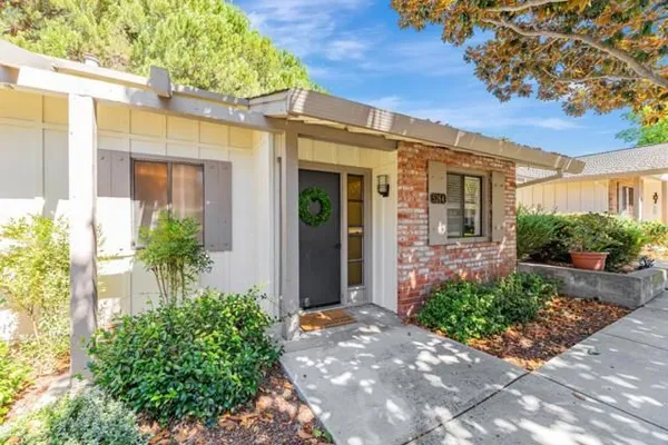 Property Slideshow image 2 of 29 | 5264 cribari hts, San Jose, CA, 95135