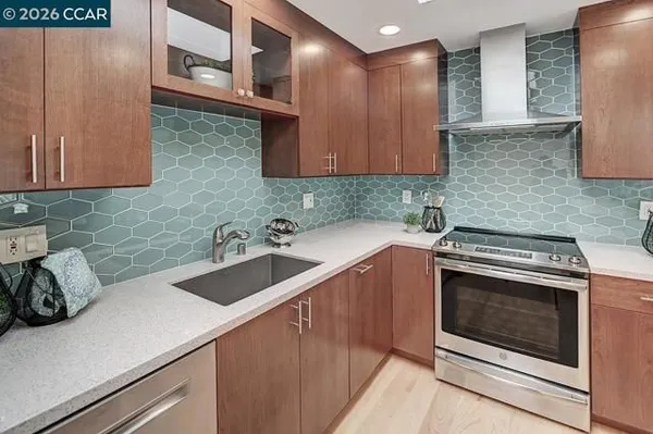 Property Slideshow image 3 of 54 | 2708 ptarmigan dr 2, Walnut Creek, CA, 94595