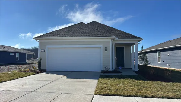 Property Slideshow image 2 of 48 | 513 scarlet oak rd, Lebanon, TN, 37090