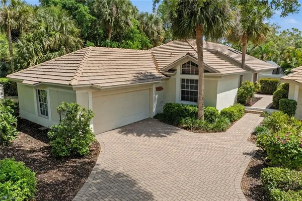 Property Slideshow image 3 of 31 | 27260 enclave dr, Bonita Springs, FL, 34134